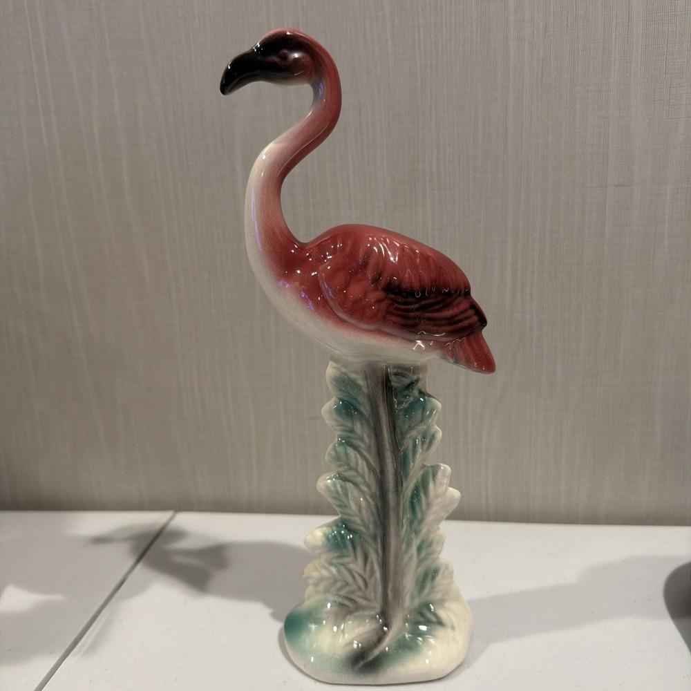 Vintage, mid-century Art Deco Style Pink Flamingo Ceramic‎ Figurine Flamingo